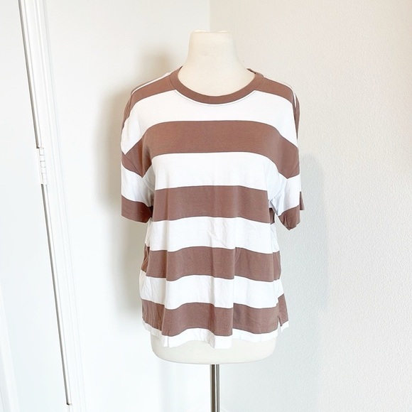 Old Navy Striped Brown and White Top - Picture 1 of 5